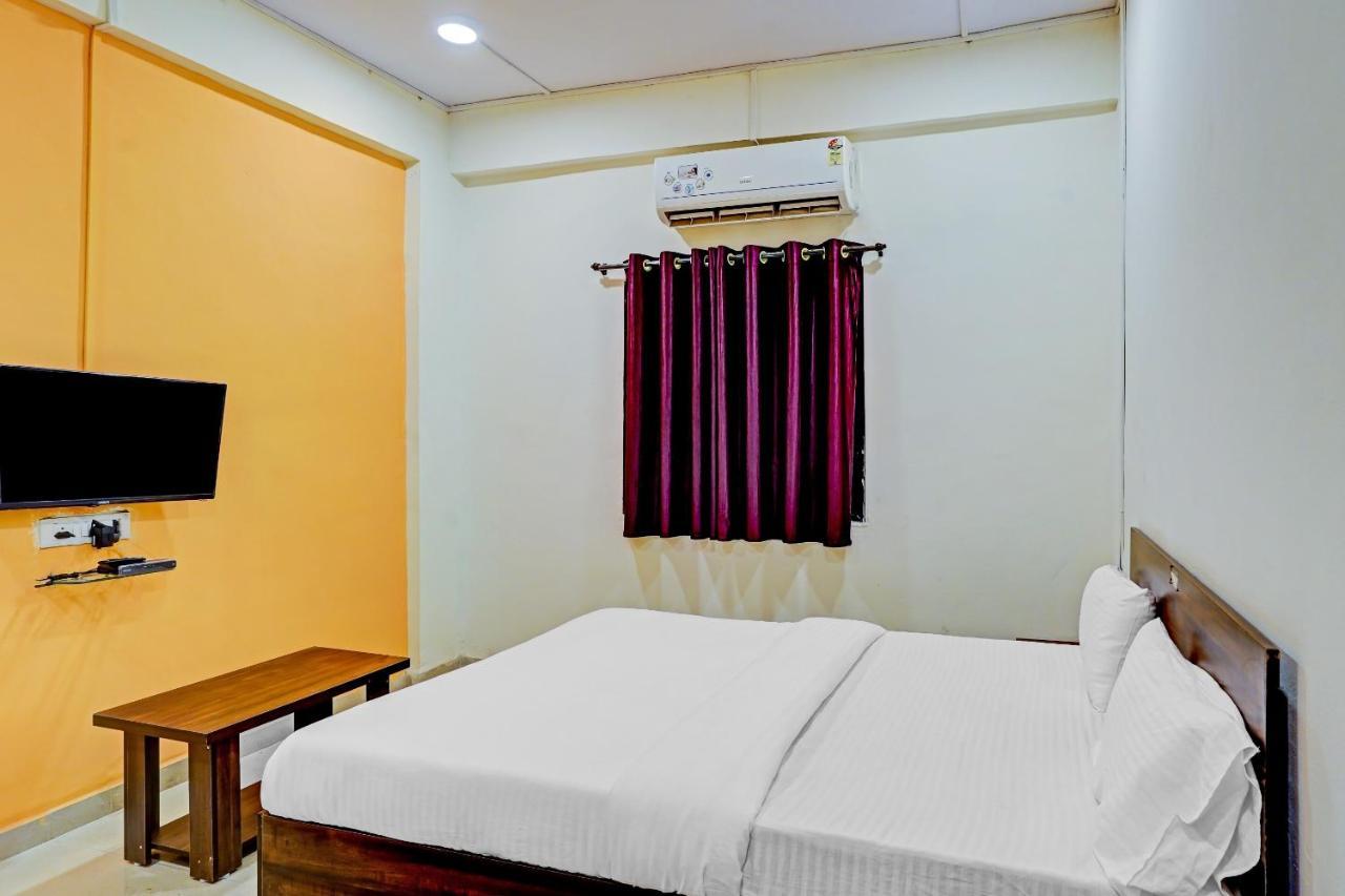 Amba Executive An Apartment Hotel Mundhwa Exterior photo